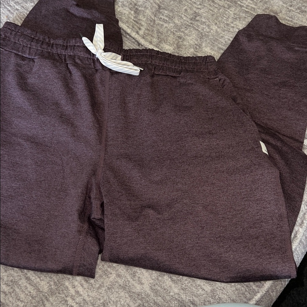 Vuori Performance Jogger - Picture 4 of 10